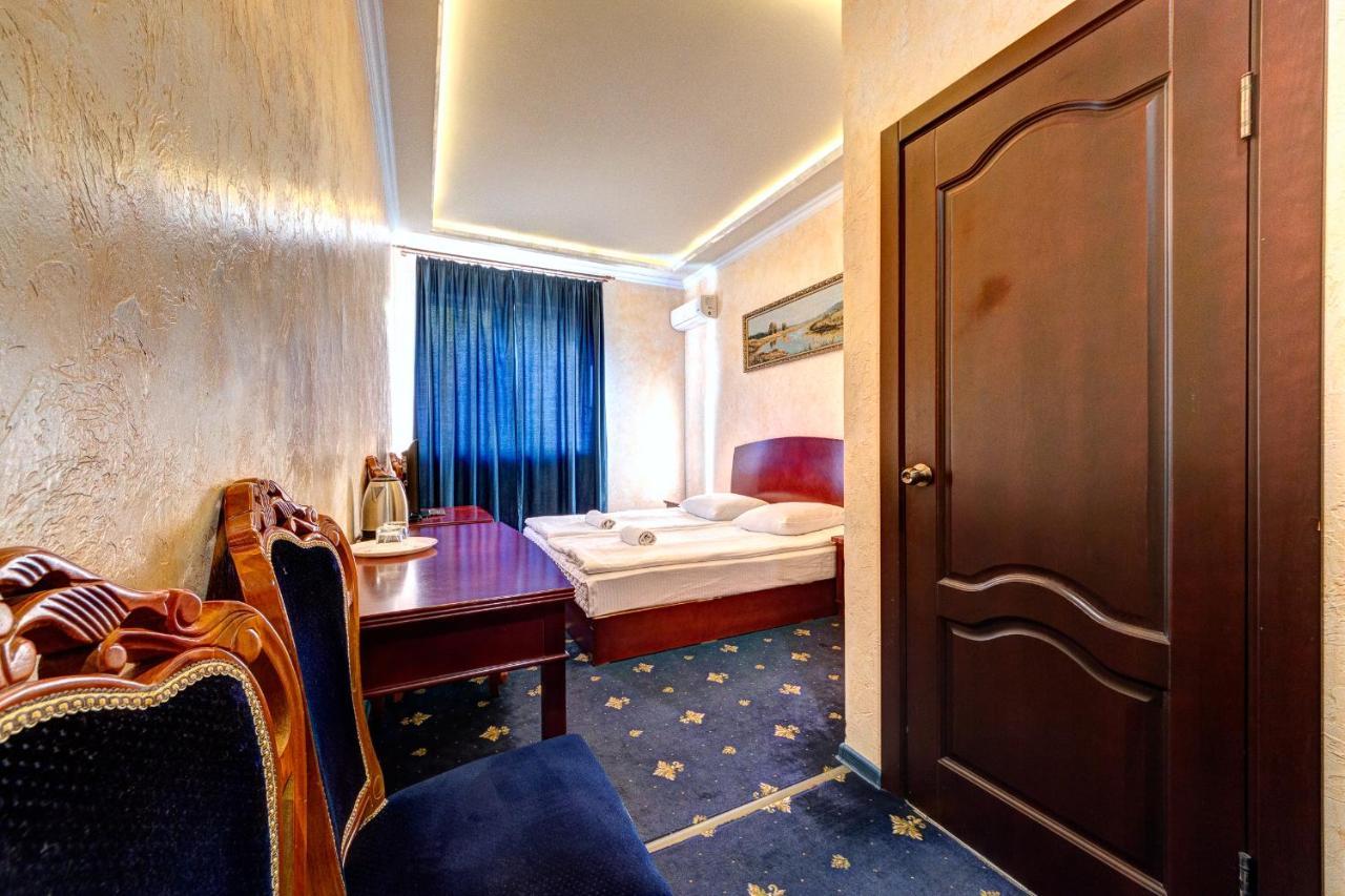 Hotel Kiev Lomakin Εξωτερικό φωτογραφία
