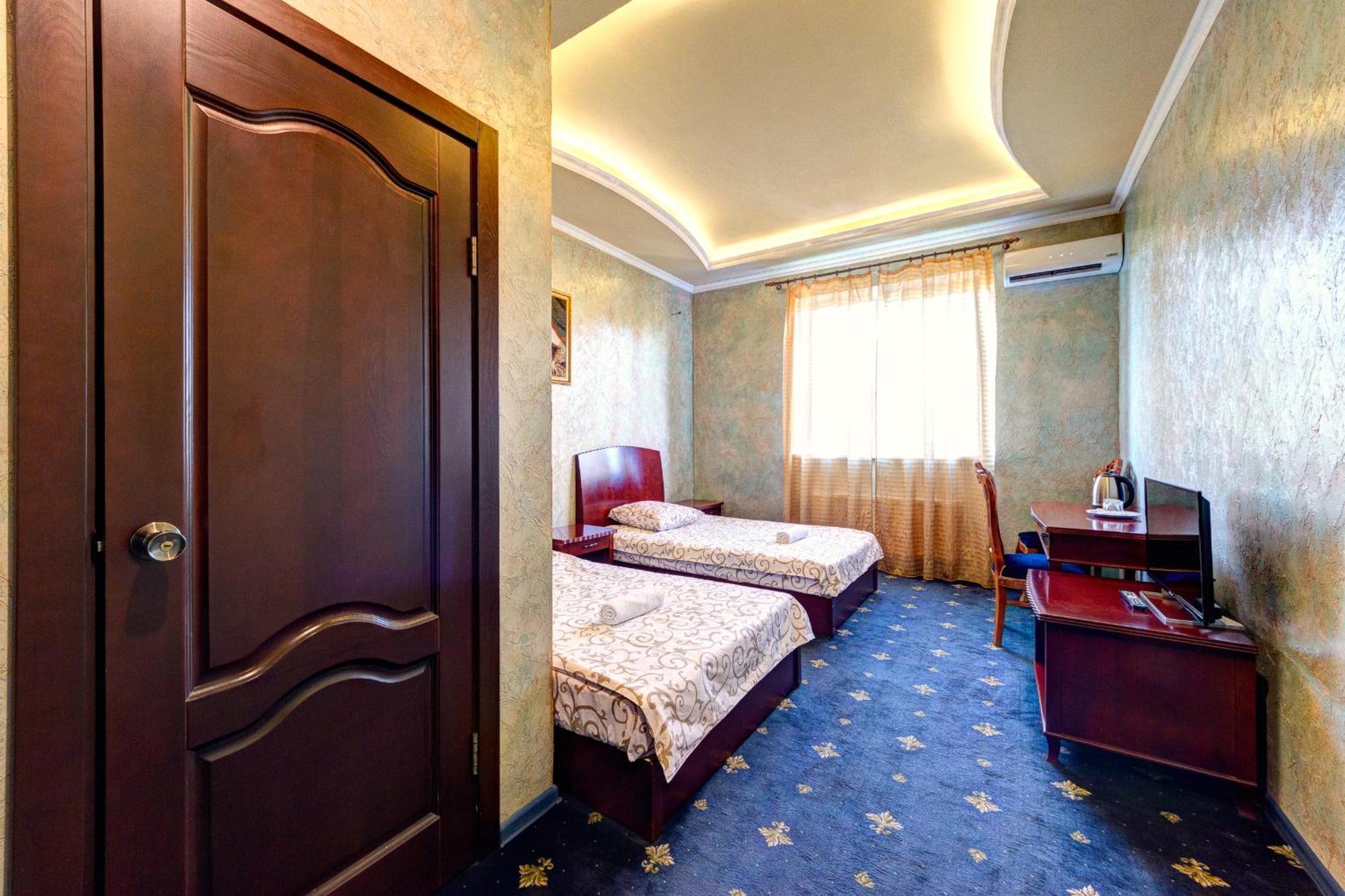 Hotel Kiev Lomakin Εξωτερικό φωτογραφία